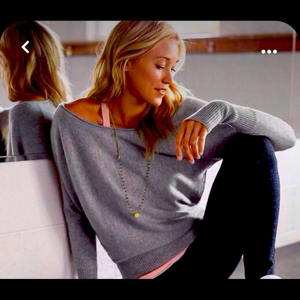 Athleta 100% Cashmere Dolman Wide neck gray sweater